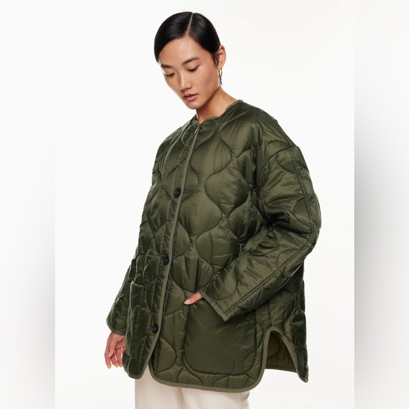 Aritzia Babaton Evergreen Quilted Liner Jacket in Gunmetal Green - Picture 11 of 13